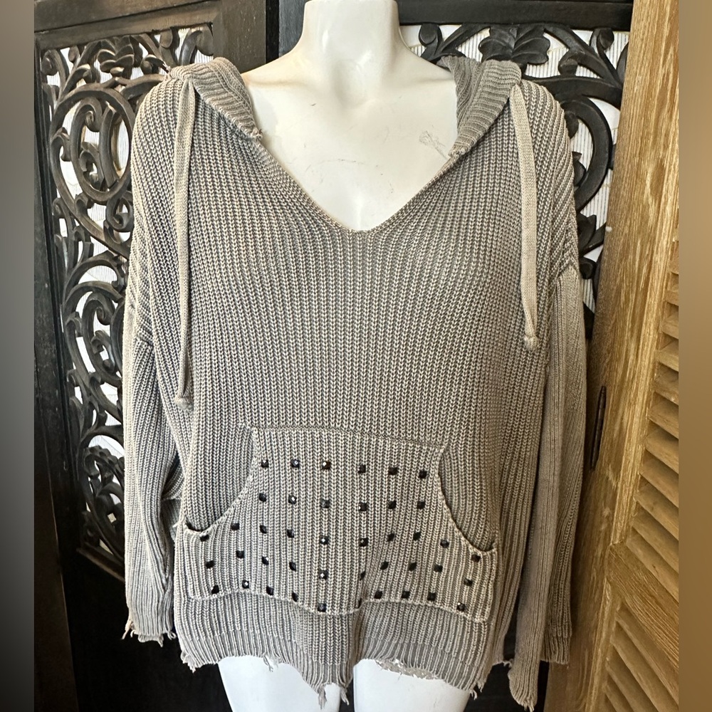 Vintage Havana Distressed Studded Front Pocket Hooded Pull On Cable Knit Sweater